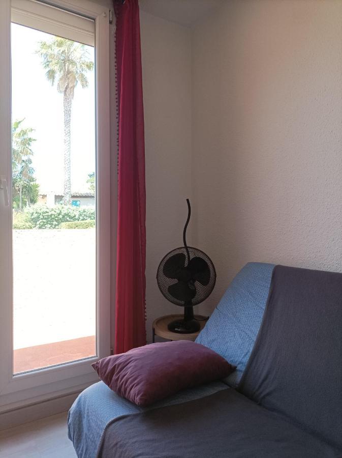 Lara 2 - T2 Balcon Piscine Lit Double & Clic-Clac Parking Pres Du Centre-Port Et Ile Loisirs آجد المظهر الخارجي الصورة