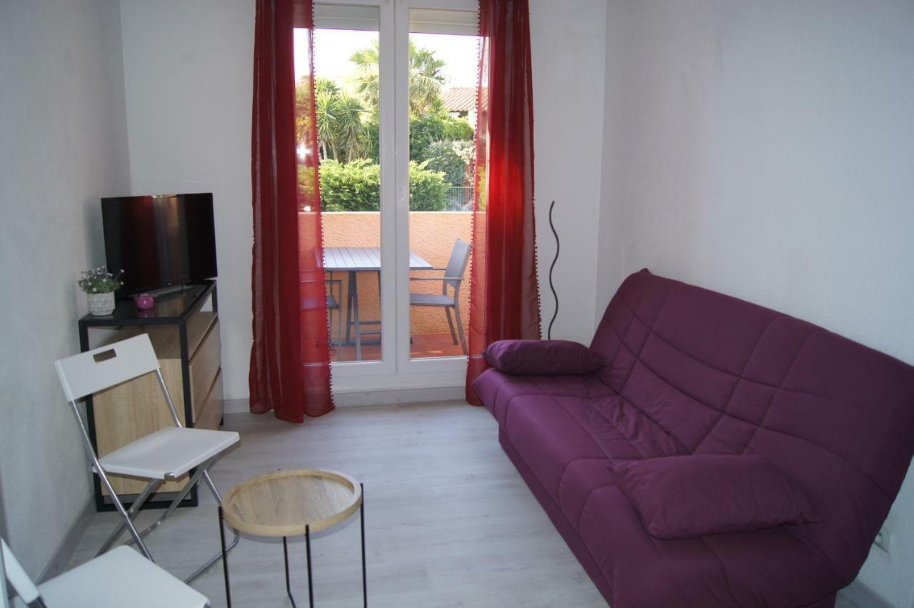 Lara 2 - T2 Balcon Piscine Lit Double & Clic-Clac Parking Pres Du Centre-Port Et Ile Loisirs آجد المظهر الخارجي الصورة